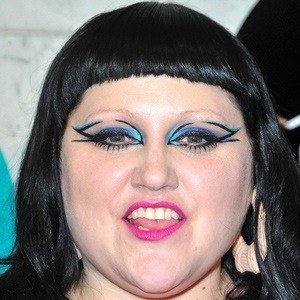 Beth Ditto - Bio, Family, Trivia | Famous Birthdays