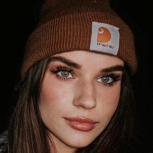 Bethanneep Headshot 2 of 3