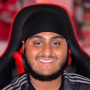 Bhavss14 Headshot 2 of 6