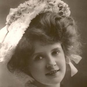 Billie Burke Headshot 6 of 10