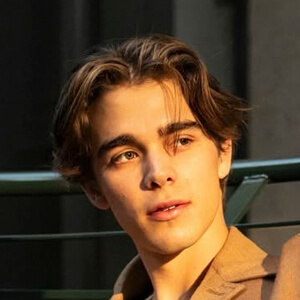 Billy Keogh Headshot 6 of 6