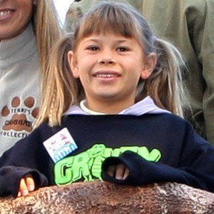 Bindi Irwin Headshot 9 of 9