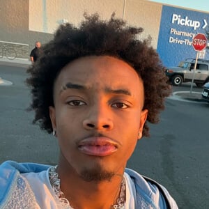 bxndoliik Headshot 2 of 6
