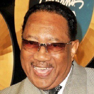 Bobby Jones (Gospel Singer) - Bio, Family, Trivia | Famous Birthdays