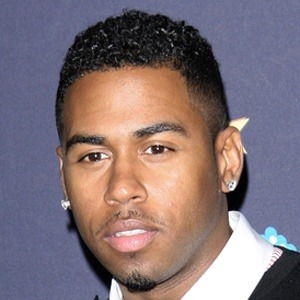 Bobby V Headshot 8 of 10