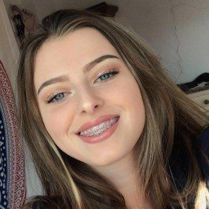 Bonnie Neiland - Bio, Family, Trivia | Famous Birthdays