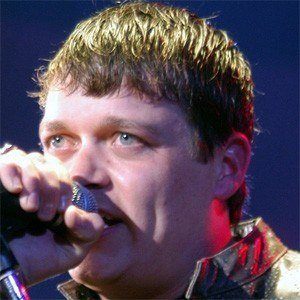 Brad Arnold - Bio, Family, Trivia | Famous Birthdays