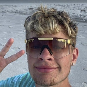 Brady Smith (TikTok Star) - Age, Family, Bio