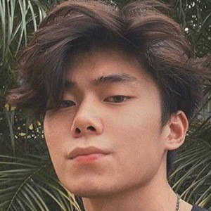 Brandon Chai Headshot 4 of 10