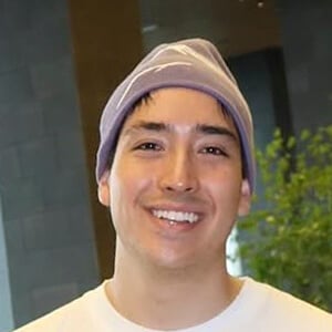 Brandon Cohen Headshot 6 of 6