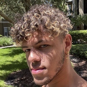 Brandon Mundine Headshot