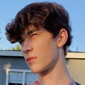 Brandon Rowland Headshot 12 of 15