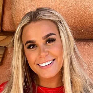 brazybecca Headshot 3 of 6