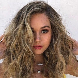 Brec Bassinger Headshot 4 of 10