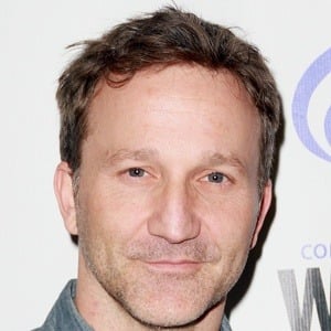 Breckin Meyer Headshot 9 of 10