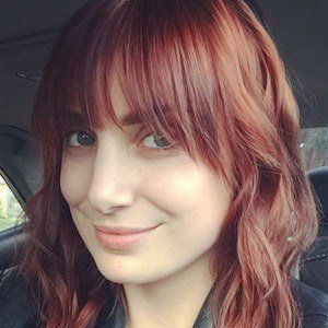 Bree Essrig Headshot 2 of 10