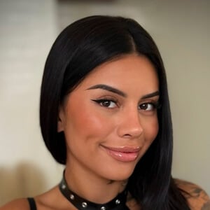 breezyfoxx Headshot 2 of 4