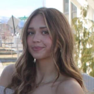 Breleigh Davis Headshot 6 of 7