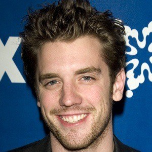 Bret Harrison - Bio, Family, Trivia | Famous Birthdays