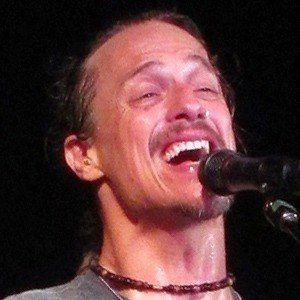 Brett Scallions - Bio, Family, Trivia | Famous Birthdays