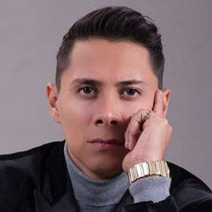 Brian Calderón Headshot 2 of 4
