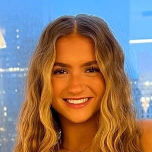 Brianna Michi Headshot 4 of 7