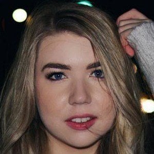 Brianna Renee Headshot 4 of 10