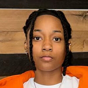 brii2raww Headshot 4 of 5
