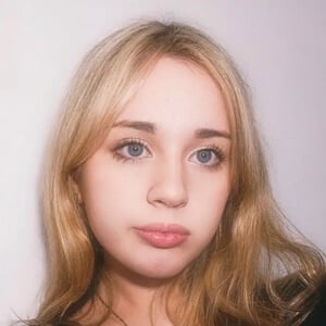 Brillager Headshot 4 of 5