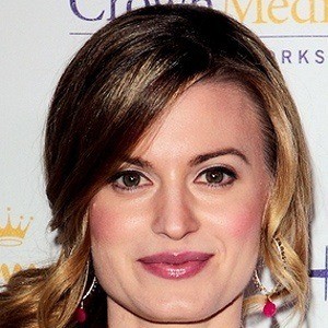 Brooke D’Orsay - Bio, Family, Trivia | Famous Birthdays