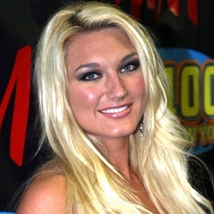 Brooke Hogan Headshot 8 of 10