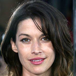 Brooke Langton - Bio, Family, Trivia | Famous Birthdays