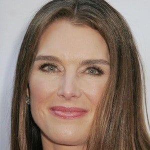 Brooke Shields Headshot 3 of 10