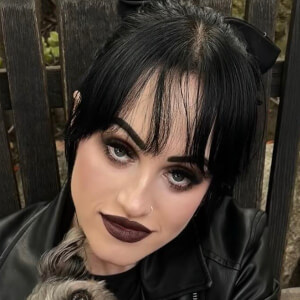 Brookesharks Headshot 6 of 6