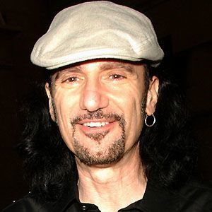 Bruce Kulick - Bio, Family, Trivia | Famous Birthdays