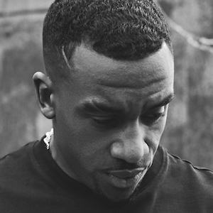 Bugzy Malone Headshot 4 of 10