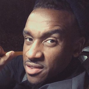 Bugzy Malone Headshot 9 of 10