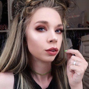 Grav3yardgirl Headshot 7 of 10