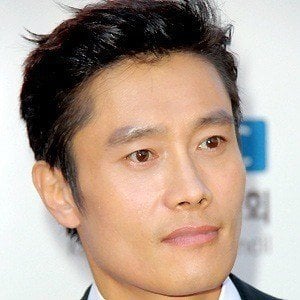 Lee Byung-hun Headshot 6 of 10