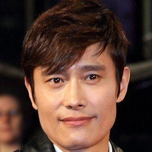 Lee Byung-hun Headshot 7 of 10