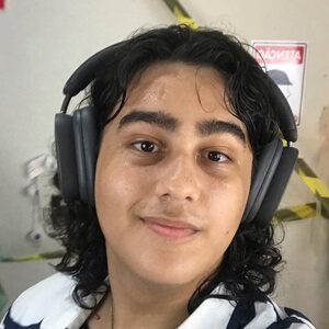 Caio Abou Hana Headshot 4 of 5