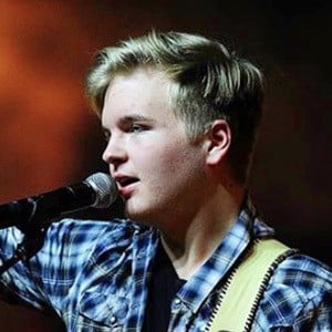 Caleb Lee Hutchinson - Age, Family, Bio | Famous Birthdays