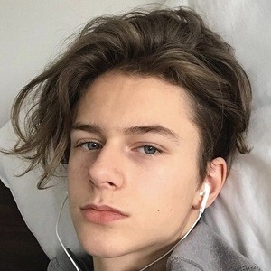 Cameron Branton - Age, Family, Bio | Famous Birthdays