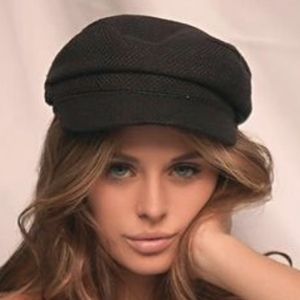 Camilla Araujo Headshot 2 of 10