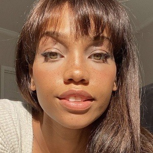 Camilla Coleman Brooks Headshot 5 of 10