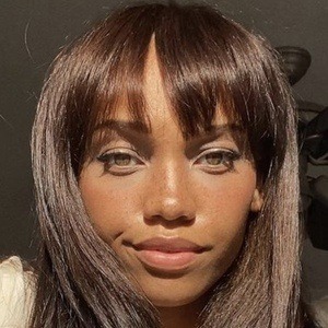 Camilla Coleman Brooks Headshot 6 of 10