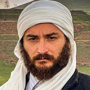 Can Yavuz Headshot 6 of 8