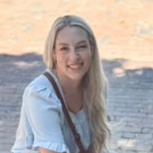 Candace Dietz Headshot 6 of 6
