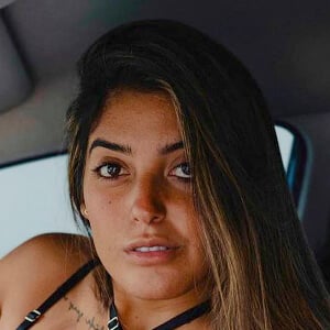 Canela Devoto Headshot 5 of 6