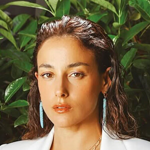 Cansu Tosun Headshot 2 of 7